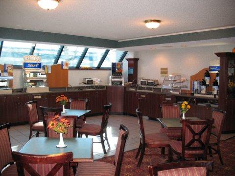 Fairfield By Marriott & South 3* Madison