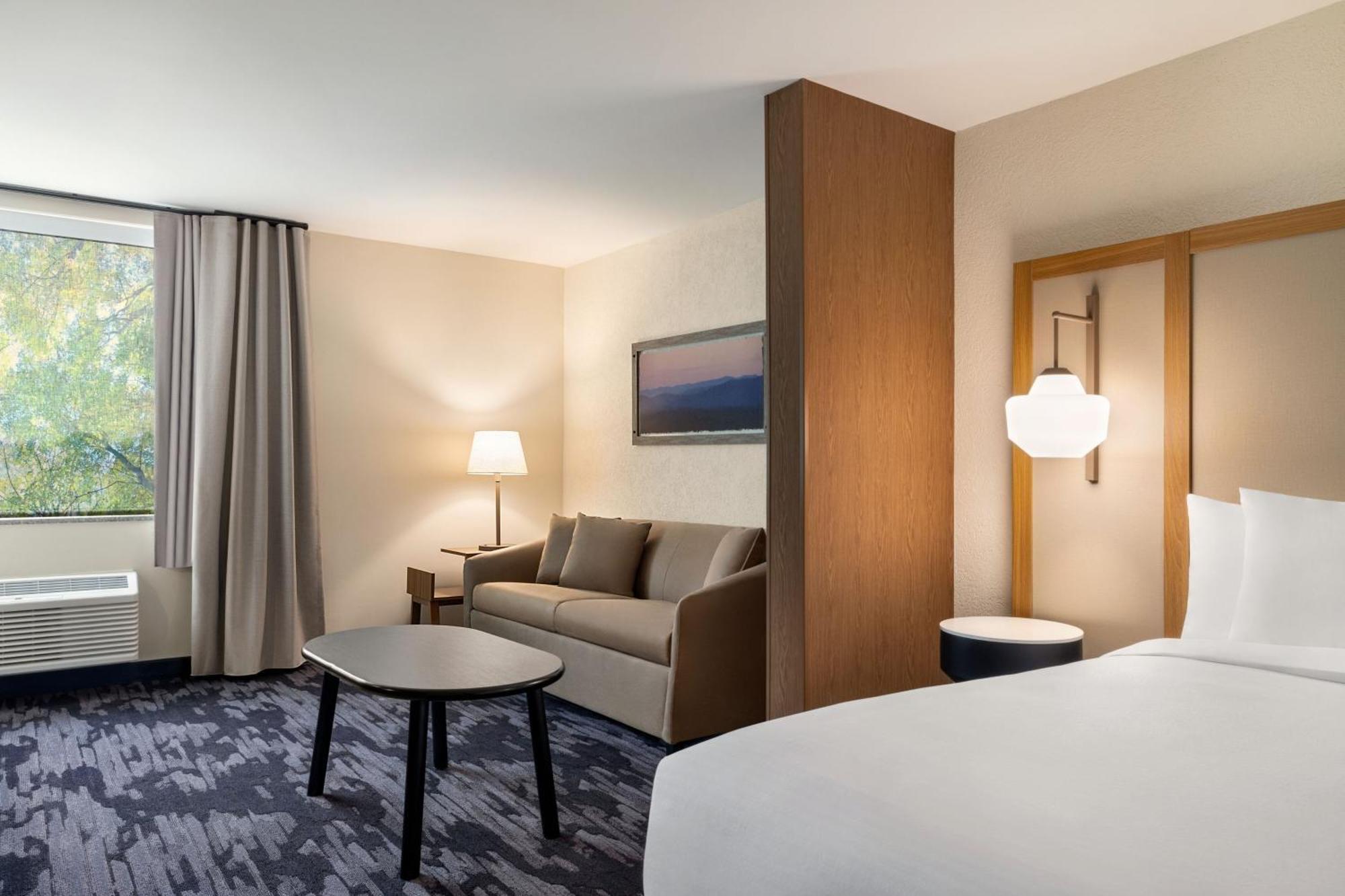 Fairfield By Marriott & South Madison