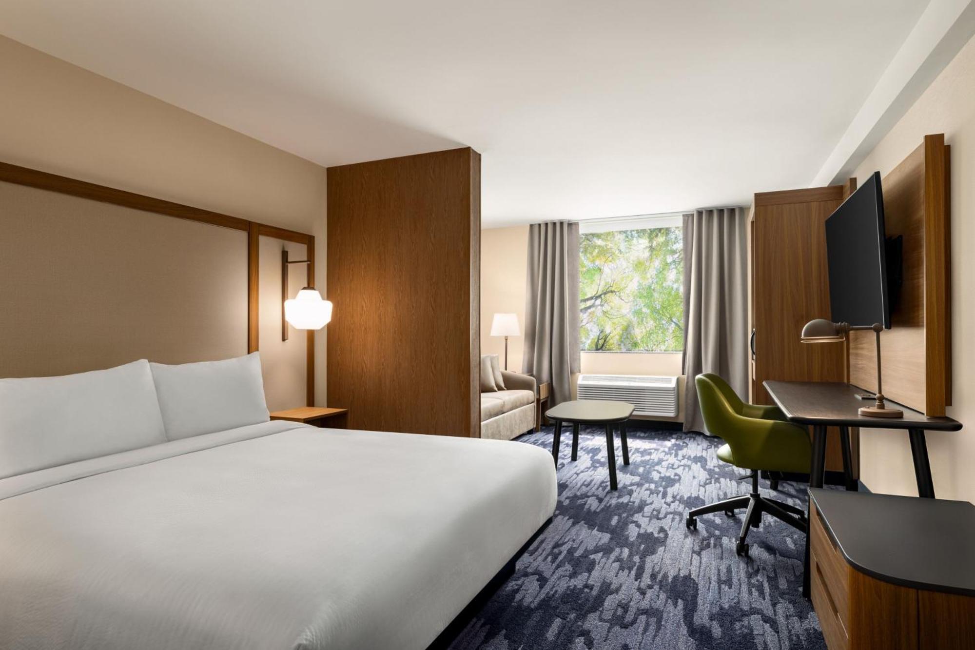 Fairfield By Marriott & South 3* Madison