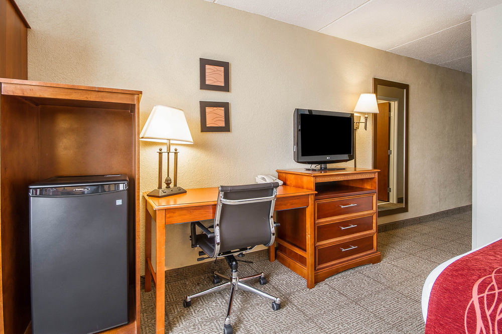 Hotel Fairfield By Marriott & South Madison